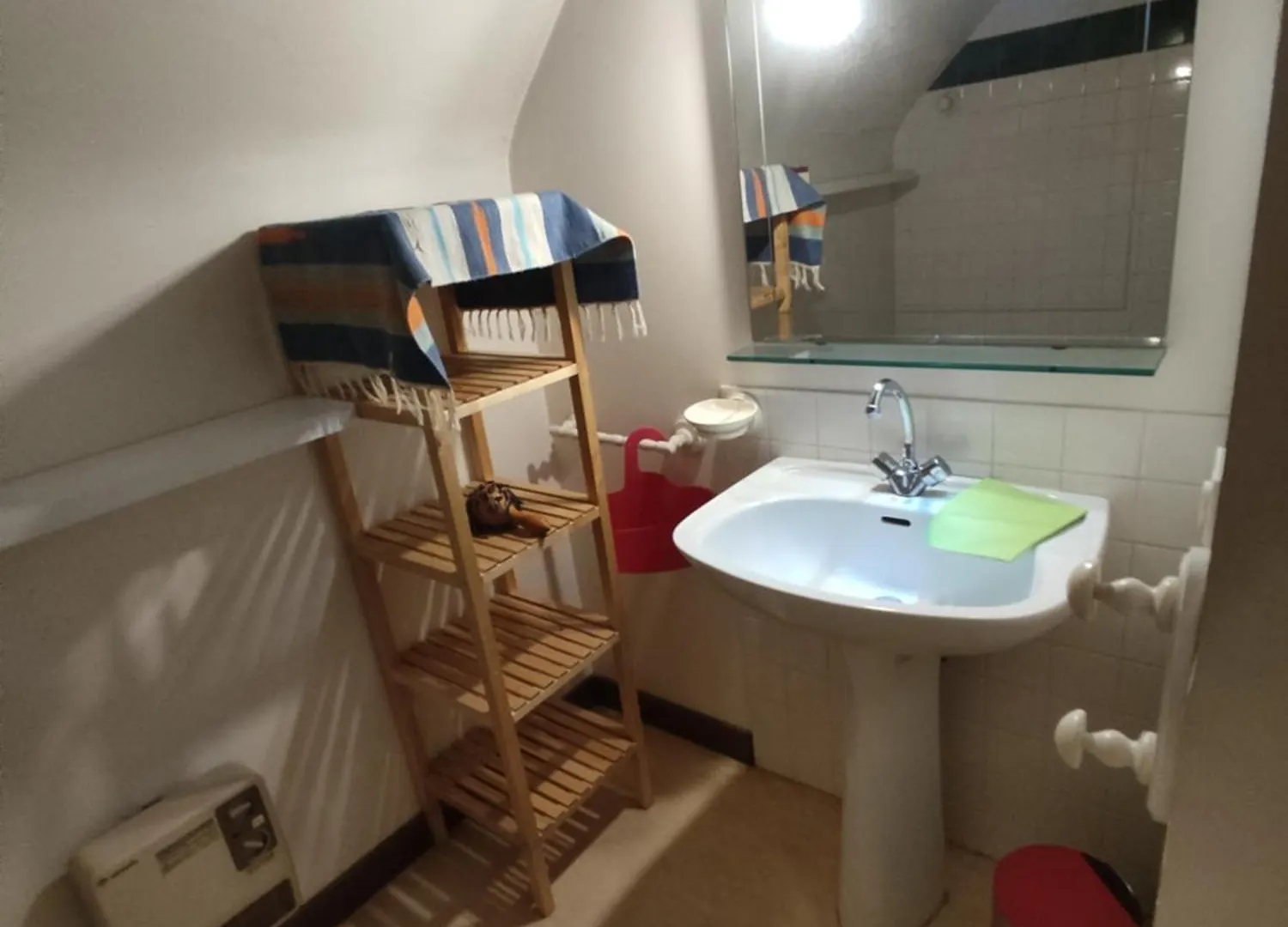 Chambre 2 Calme Proche Gare, Centre Ville Et Festival Avignon Homestay